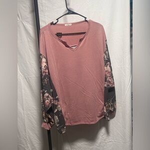 Lunas Mauve and Black Floral Sleeve Sweatshirt